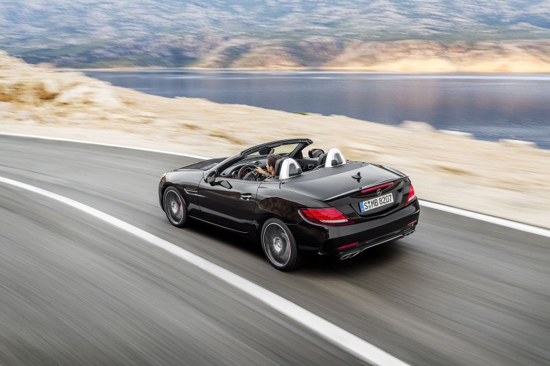 Mercedes SLK AMG : nouveau nom et nouveau moteur - photo 12