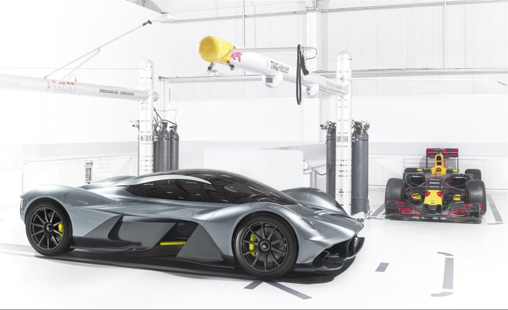 Voici la nouvelle bombe d'Aston Martin, développée avec Red Bull - photo 10