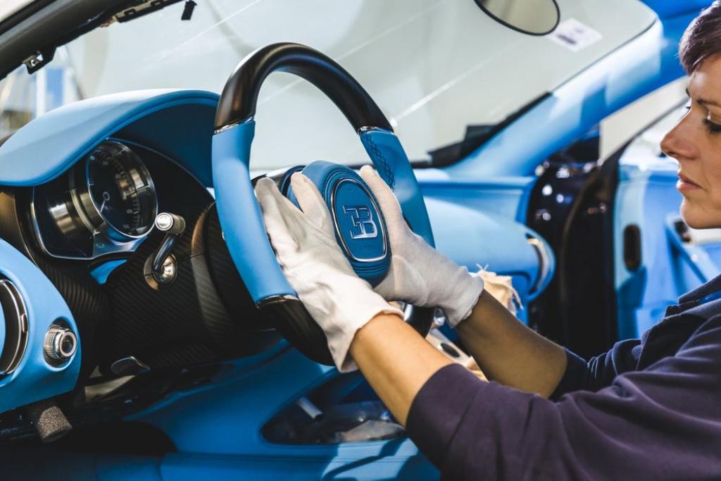 Bugatti : voici les secrets de fabrication de la Chiron - photo 12