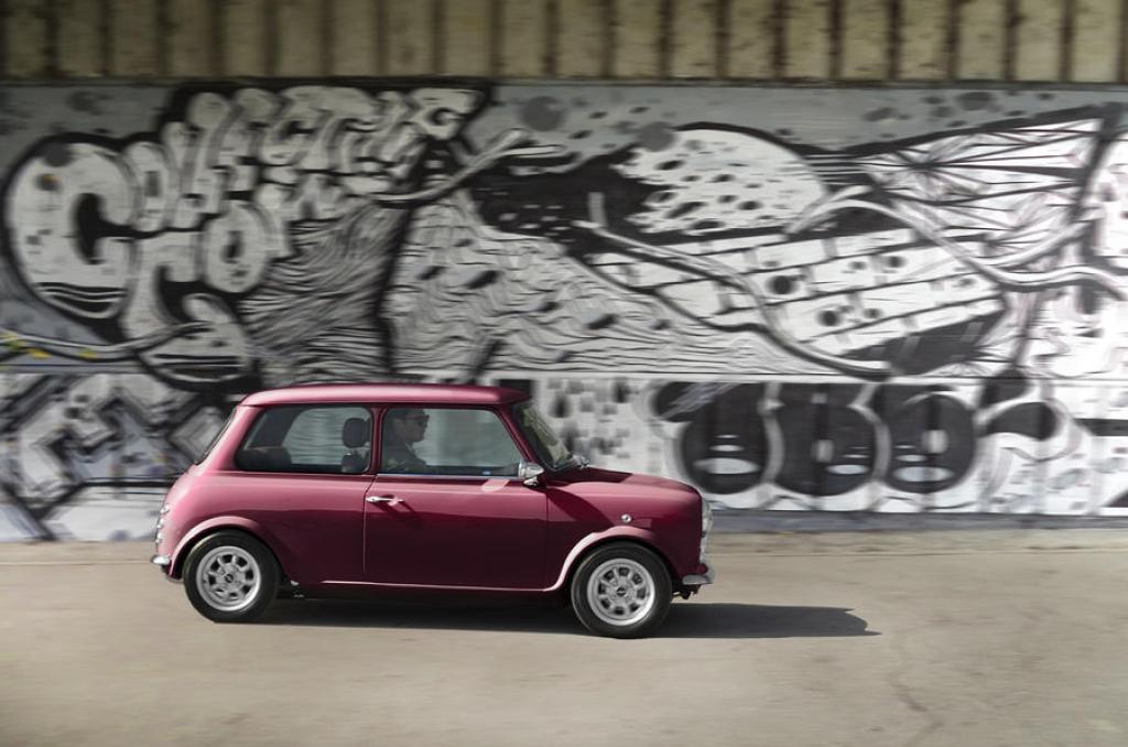 Insolite – Une version modernisée de la Mini originale - photo 12