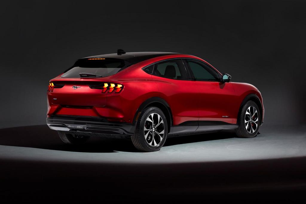 Ford : une Mustang SUV électrique - Dynatek - photo 13